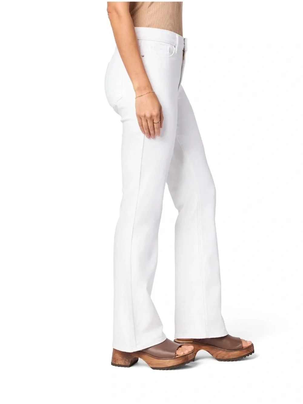 Levi's White Mid-Rise BootCut Flare Jeans - Picture 1 of 15